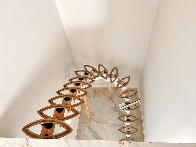 Квартира планировки 4+1 в микрорайоне Конуксявяр - Анталия 