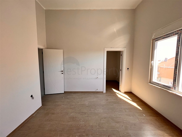 Квартира планировки 4+1 в микрорайоне Конуксявяр - Анталия 