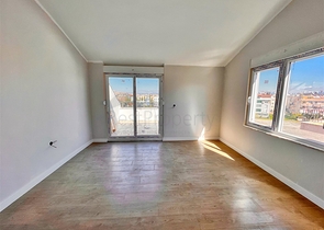 Квартира планировки 4+1 в микрорайоне Конуксявяр - Анталия 