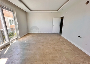 Квартира планировки 4+1 в микрорайоне Конуксявяр - Анталия 