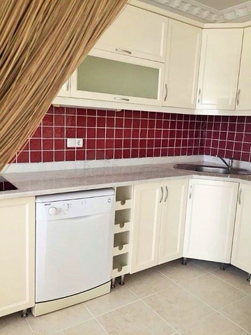 Меблированный пентхаус в комплексе в районе Махмутлар