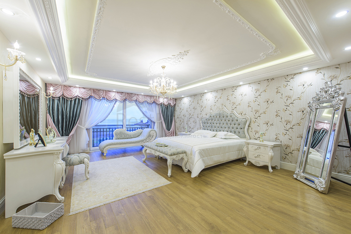 Четырехэтажная вилла класса люкс с собственным лифтом 