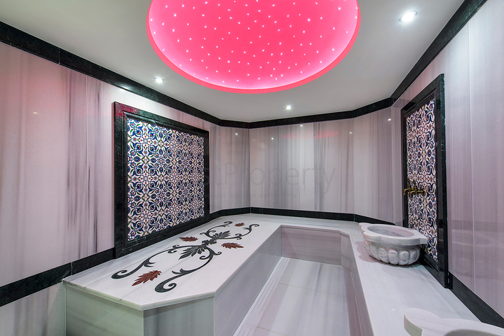 Четырехэтажная вилла класса люкс с собственным лифтом 