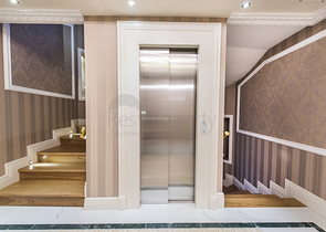 Четырехэтажная вилла класса люкс с собственным лифтом 