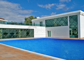 Четырехэтажная вилла класса люкс с собственным лифтом 