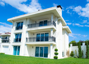 Четырехэтажная вилла класса люкс с собственным лифтом 