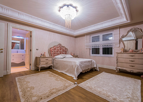 Четырехэтажная вилла класса люкс с собственным лифтом 