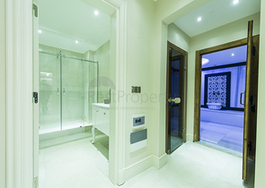 Четырехэтажная вилла класса люкс с собственным лифтом 