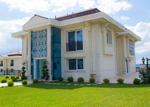 Четырехэтажная вилла класса люкс с собственным лифтом 