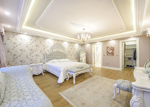 Четырехэтажная вилла класса люкс с собственным лифтом 