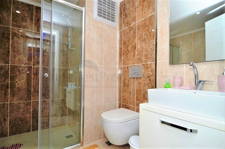 Благоустроенная квартира с двумя спальнями на аренду