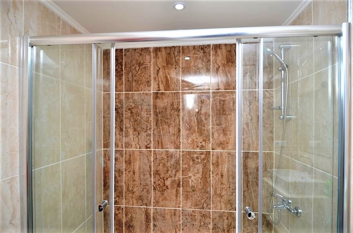 Благоустроенная квартира с двумя спальнями на аренду