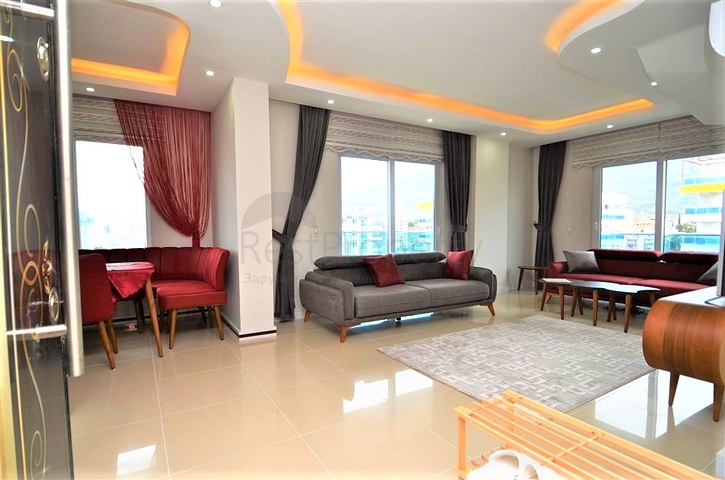 Благоустроенная квартира с двумя спальнями на аренду