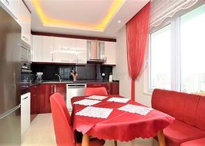 Благоустроенная квартира с двумя спальнями на аренду