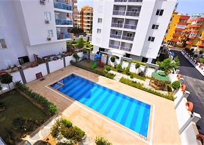 Благоустроенная квартира с двумя спальнями на аренду