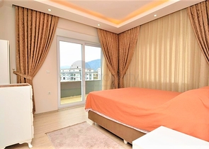 Благоустроенная квартира с двумя спальнями на аренду