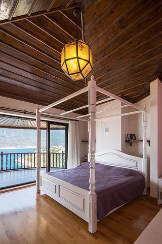 Элитная вилла с видом на Средиземное море в Каше Анталья