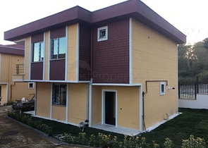 Просторная двухэтажная вилла по доступной цене в популярном районе