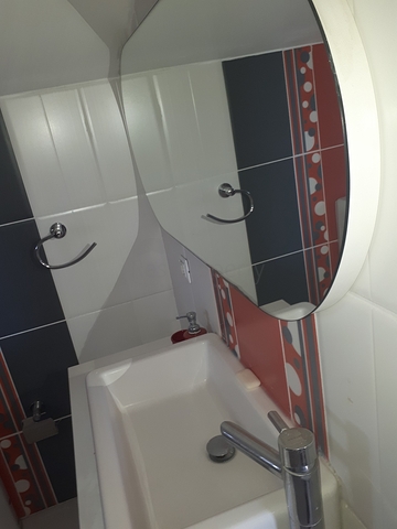 Четырехэтажная вилла планировкой 5+2 в озеленнённом пригороде