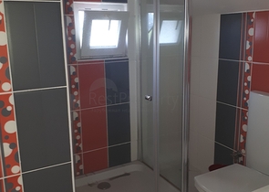 Четырехэтажная вилла планировкой 5+2 в озеленнённом пригороде