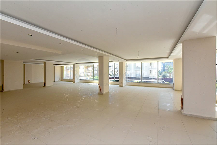 Коммерческое помещение большой площади в нижней Обе