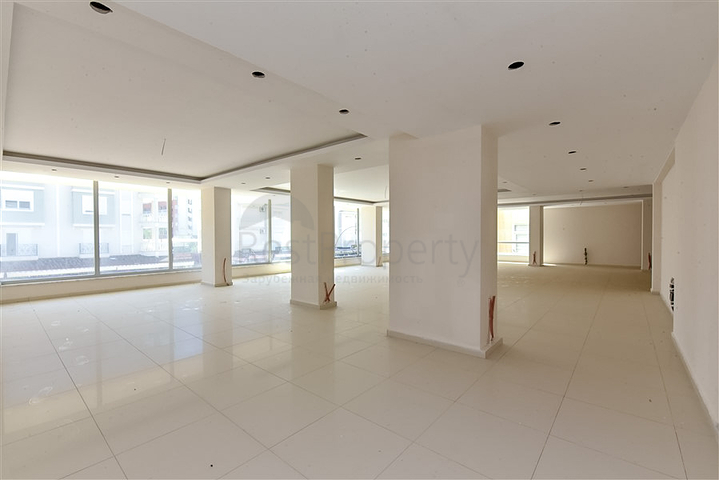 Коммерческое помещение большой площади в нижней Обе