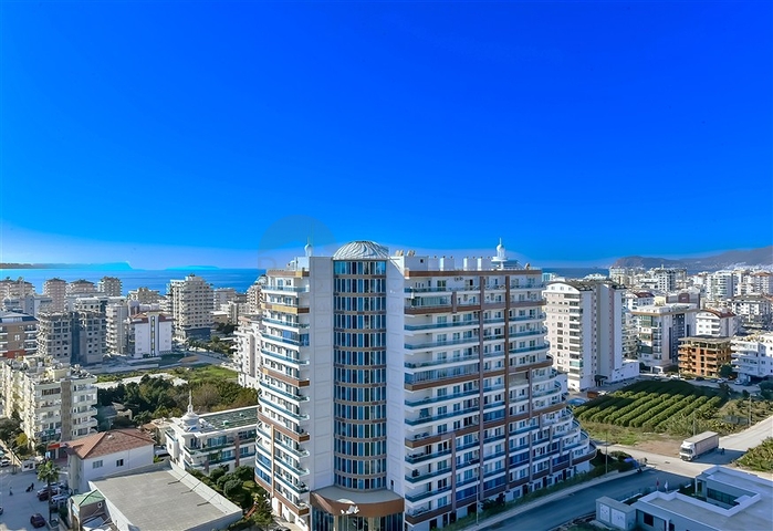 Квартира 1+1 в новом комплексе в Махмутларе