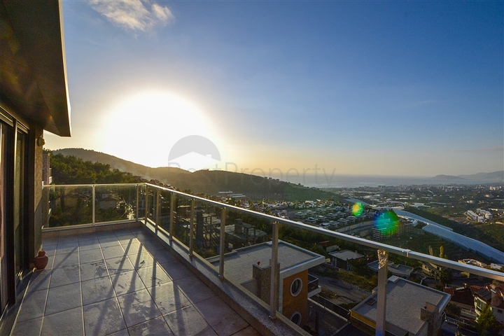 Пентхаус 2+1 в районе Каргыджак 