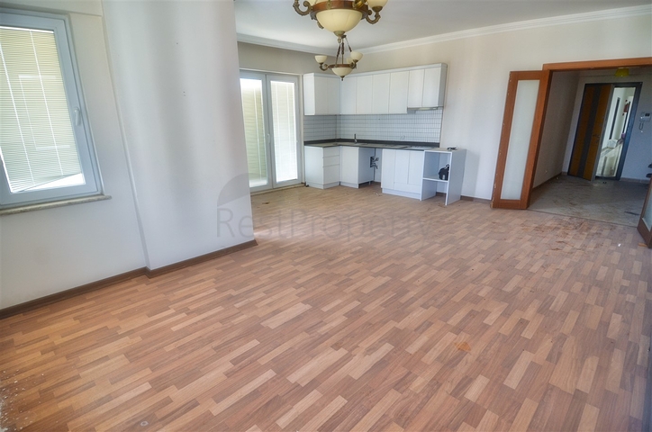 Квартира планировки 3+1 в микрорайоне Алтынташ - Анталия 