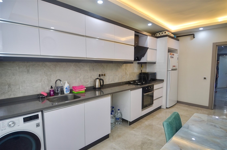 Квартира планировки 2+1 в микрорайоне Кызыларык - Анталия 