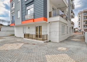 Квартира планировки 2+1 в микрорайоне Кызыларык - Анталия 