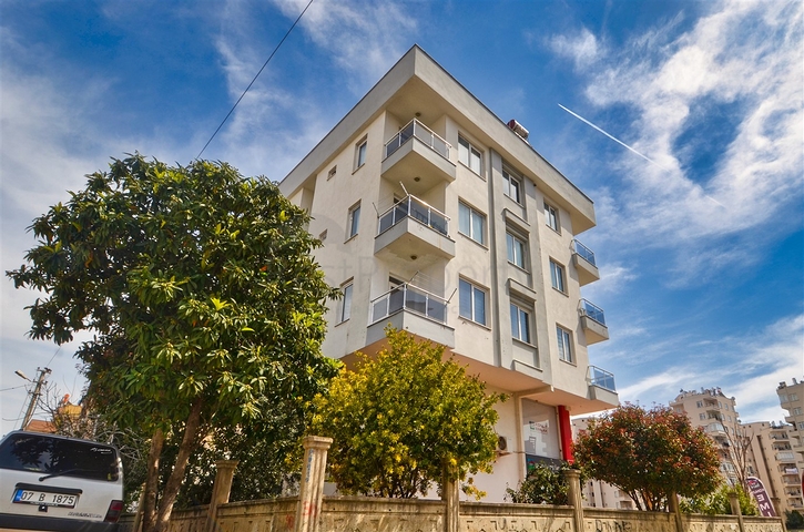 Квартира планировки 2+1 в микрорайоне Кызыларык - Анталия