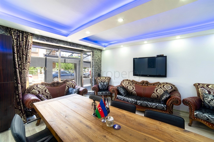 На продажу выставлено здание в микрорайоне  Чаглаян - Анталия 