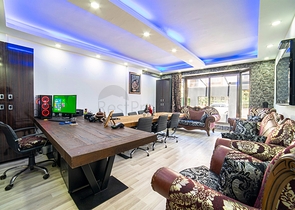 На продажу выставлено здание в микрорайоне  Чаглаян - Анталия 