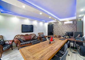 На продажу выставлено здание в микрорайоне  Чаглаян - Анталия 