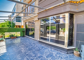 На продажу выставлено здание в микрорайоне  Чаглаян - Анталия 