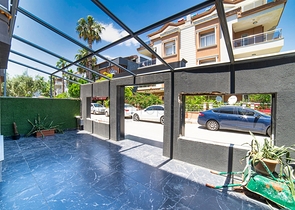 На продажу выставлено здание в микрорайоне  Чаглаян - Анталия 