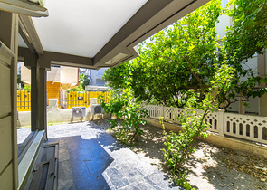 На продажу выставлено здание в микрорайоне  Чаглаян - Анталия 