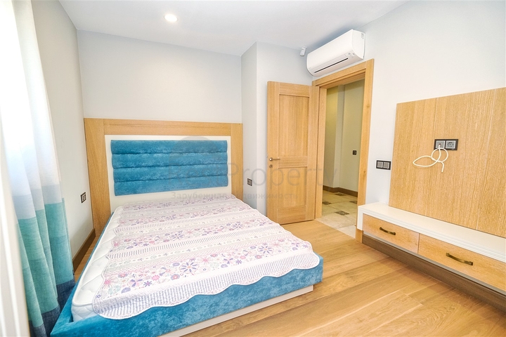 Уютная вилла планировки 4+1 в районе Кемер - Анталия 