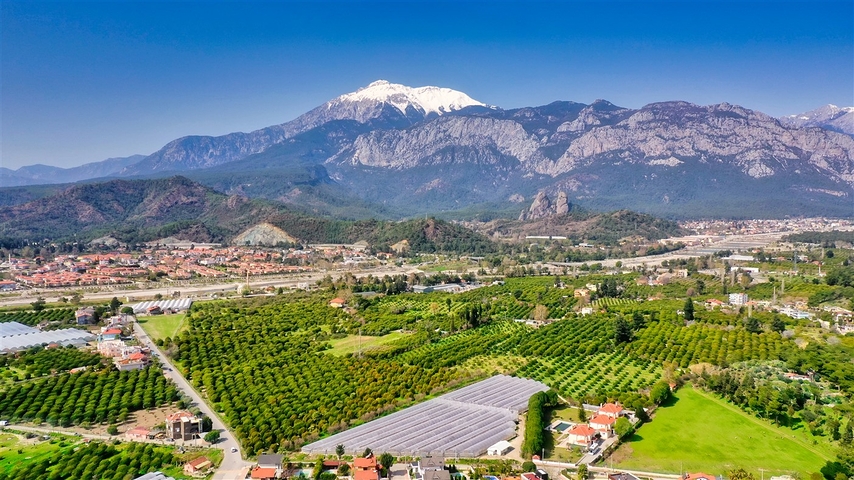 Уютная вилла планировки 4+1 в районе Кемер - Анталия 