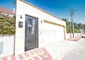 Уютная вилла планировки 4+1 в районе Кемер - Анталия 