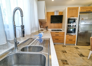 Уютная вилла планировки 4+1 в районе Кемер - Анталия 