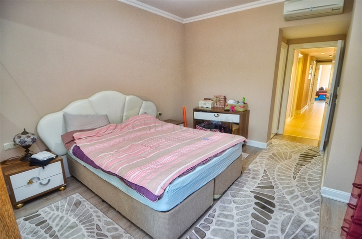 Квартира планировки 5+2 в районе Дошемеалты - Анталия 