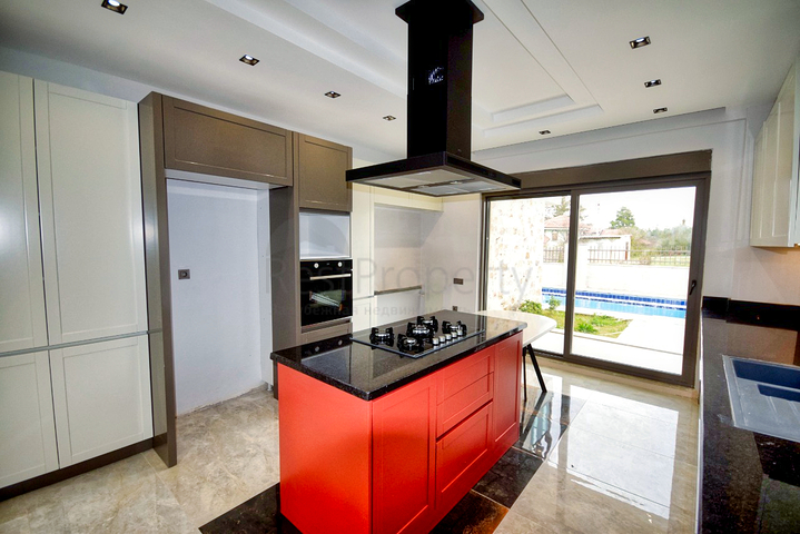 Вилла планировки 4+1 в районе Дошемеалты - Анталия  