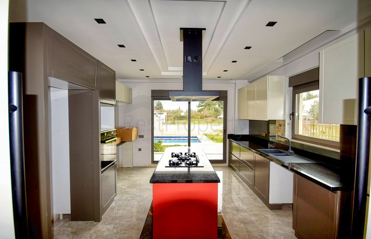 Вилла планировки 4+1 в районе Дошемеалты - Анталия  