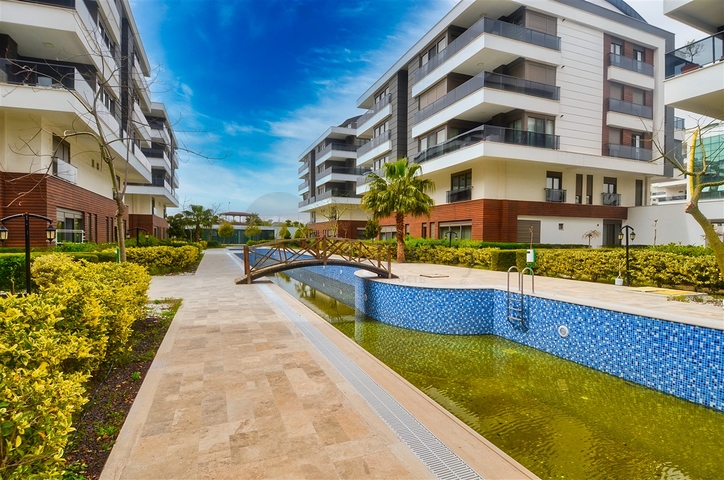 Квартира планировки 3+1 в микрорайоне Унджаллы - Анталия 