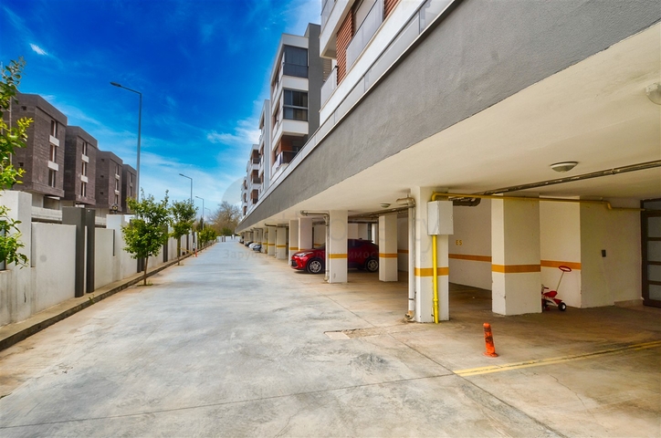 Квартира планировки 3+1 в микрорайоне Унджаллы - Анталия 