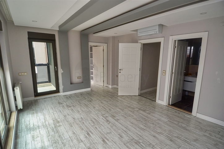 Квартира планировки 3+1 в микрорайоне Унджаллы - Анталия 