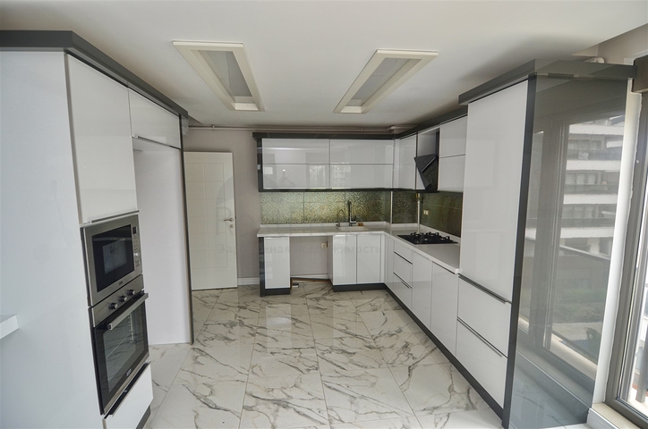 Квартира планировки 3+1 в микрорайоне Унджаллы - Анталия 