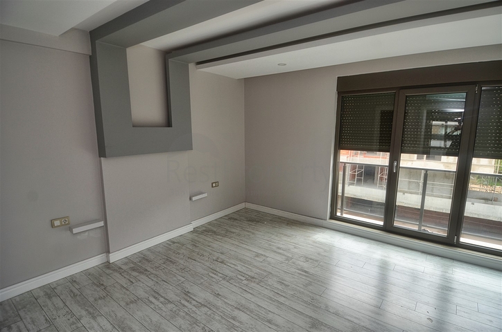 Квартира планировки 3+1 в микрорайоне Унджаллы - Анталия 